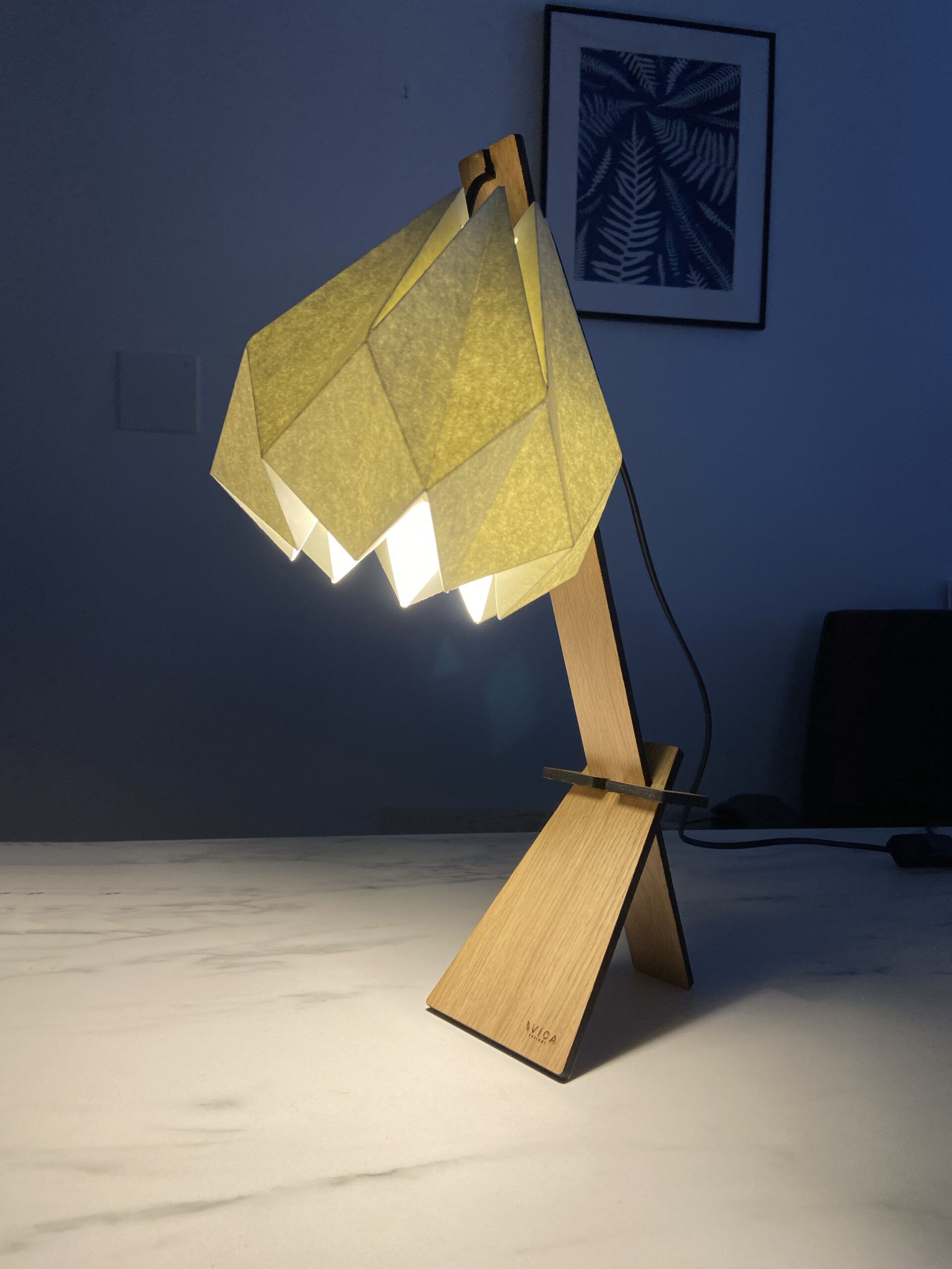 Lámpara de madera y Origami Bell - Imagen 3